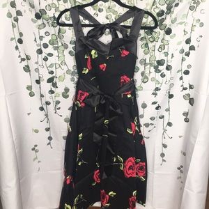 Pin-up Style Rose Dress